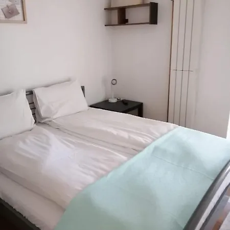 Apartment One Predeal
